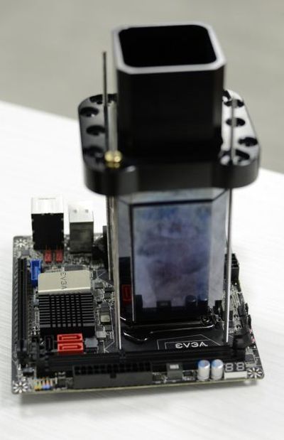 evga miniitxz77 3