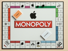 Apple dragged back into court in China