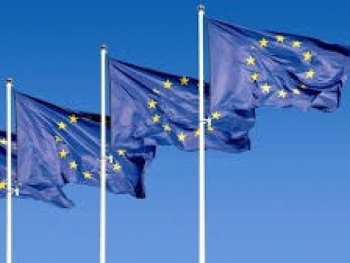 EU could force Apple to open iPhone payment tech